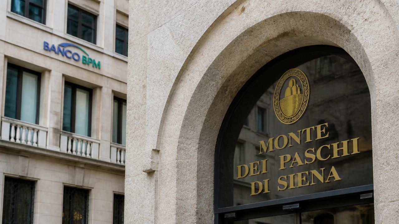 Monte dei Paschi and Banco BPM Explore Merger as Alternative to Intesa's $40B Bid
