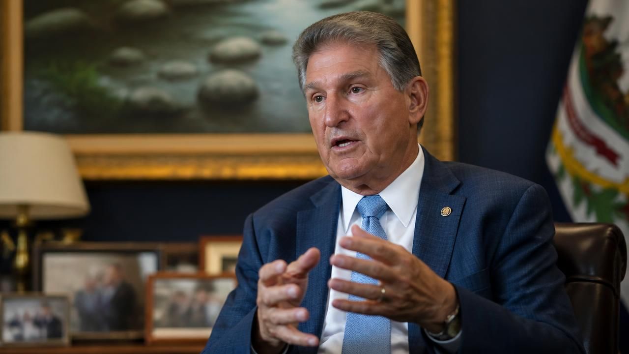 Joe Manchin Launches Initiative to Boost Independent Candidates for Congress