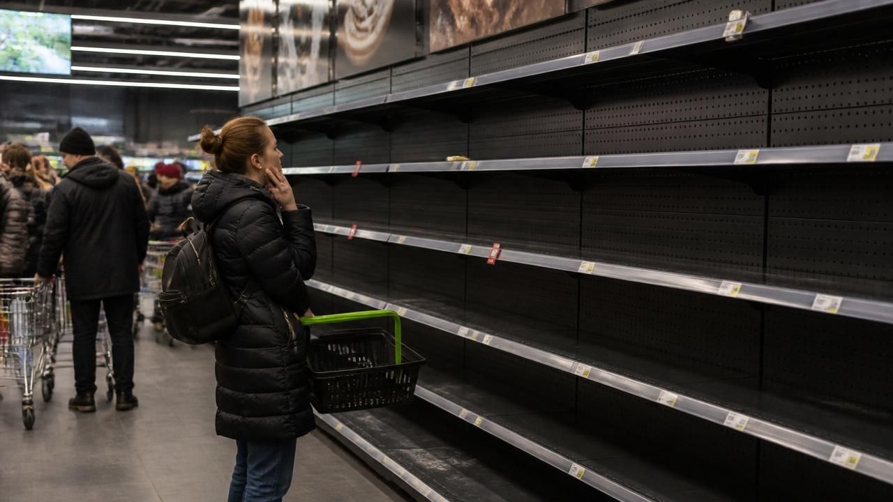Russia's Jet-Powered Drone Strikes Empty Kyiv Supermarket Shelves and Rattle Ukrainians
