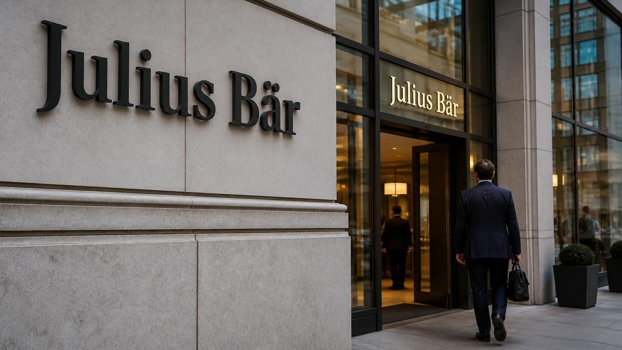 Julius Baer Shares Hit Record High as Swiss Regulator FINMA Ends Benko Probe