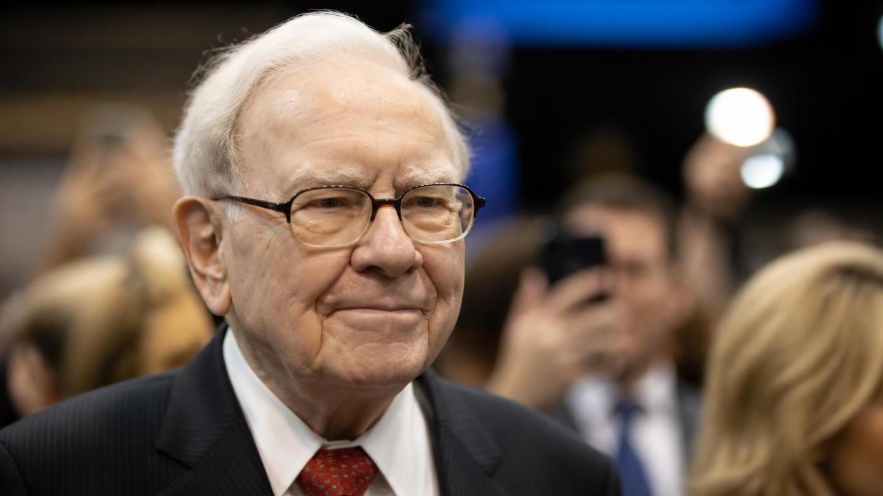 Warren Buffett Steps Down as Berkshire Hathaway Chairman After Six Decades