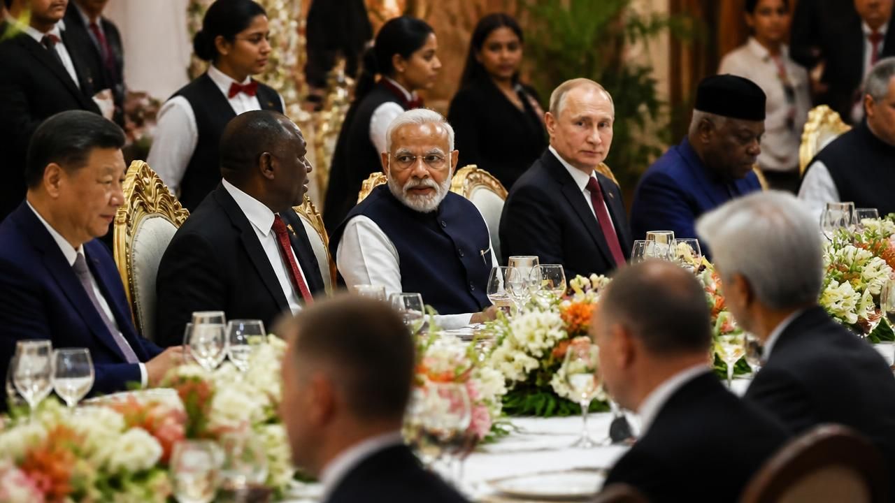 Modi's All-Vegetarian BRICS Gala Dinner Sparks a Political Fight in India