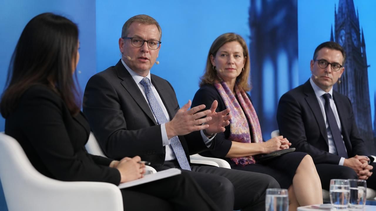 Sovereign Issuers Rework Funding Plans as Rates, Politics and Investors Shift