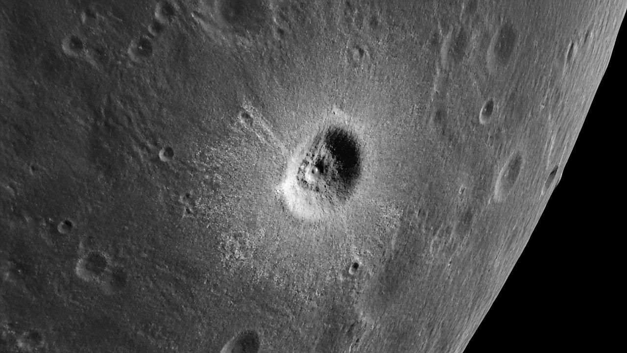 NASA Orbiter Spots Largest New Moon Crater, a Once-in-a-Century Impact