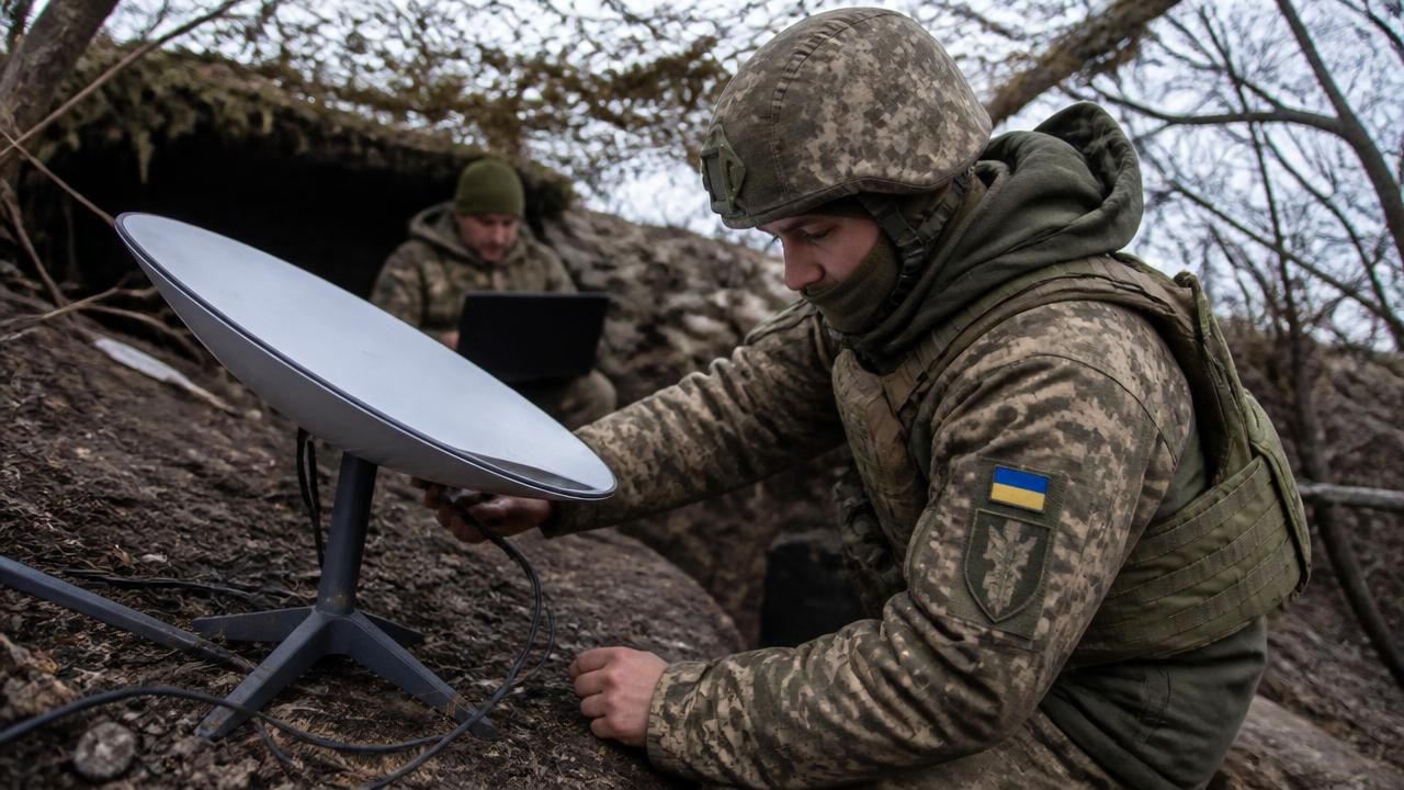 Ukraine Scrambles to Replace Starlink as Musk's Political Moves Disrupt Frontline Comms