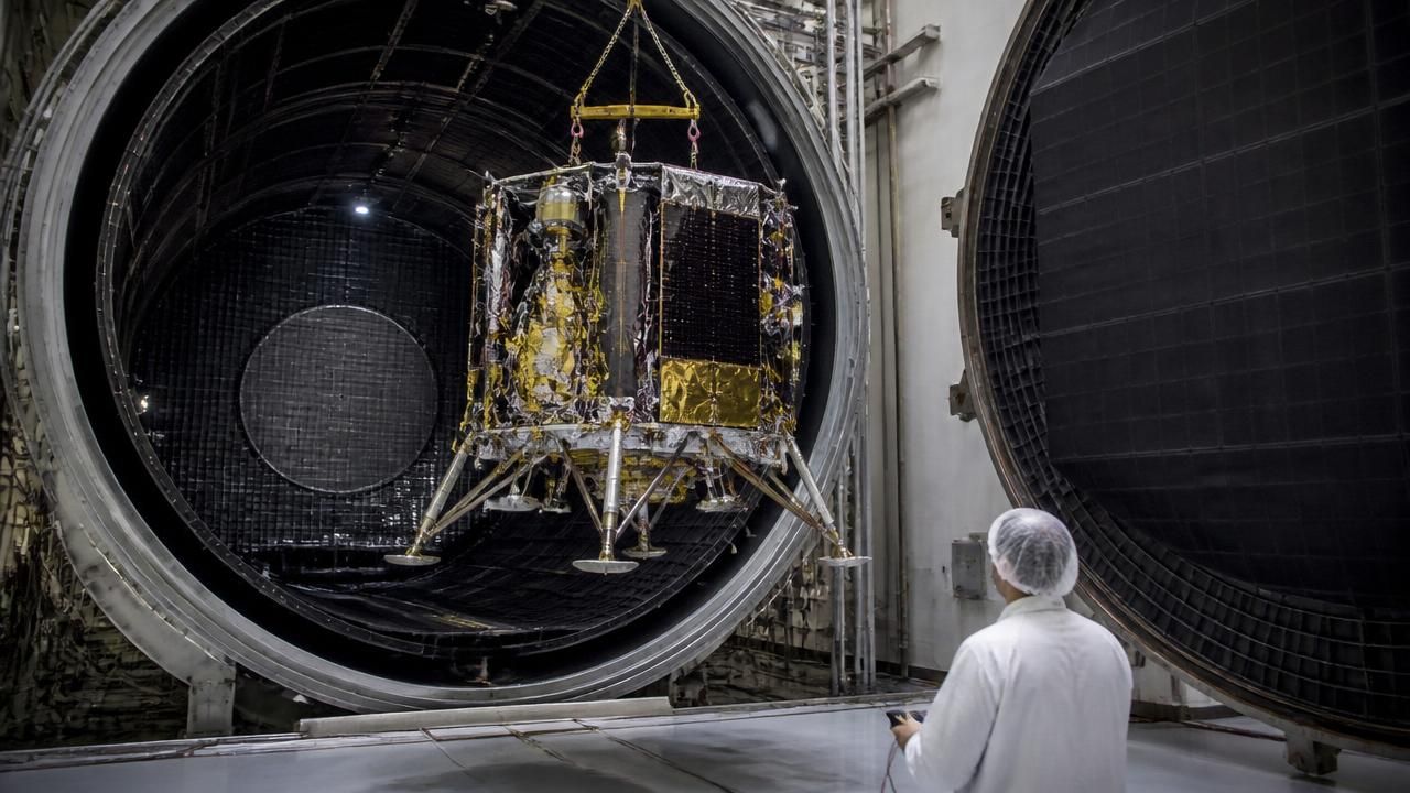 Voyager's Griffin-1 Lander Survives JPL Torture Tests Ahead of Moon Launch