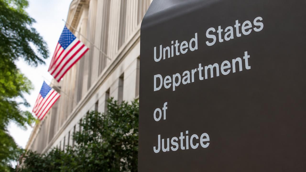 DOJ Charges Two Ex-FBI Officials With Lying to Congress in Hunter Biden Laptop Probe