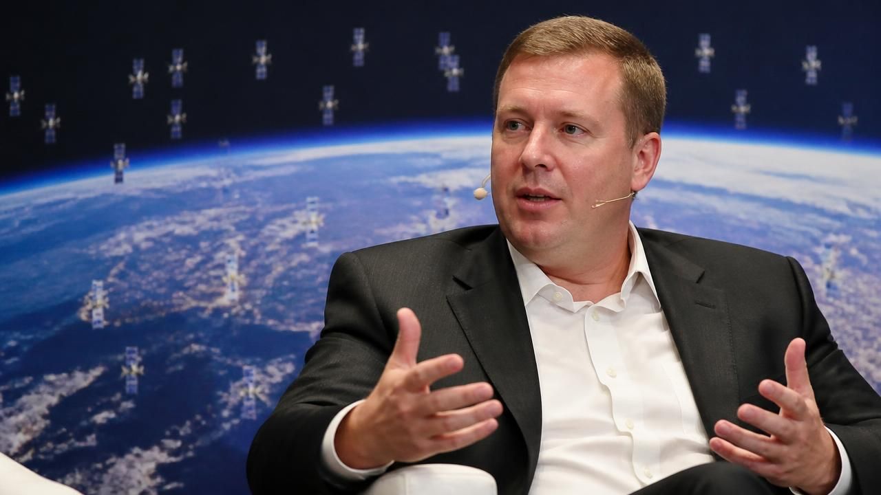 SpaceX Urges Satellite Operators to Share Orbital Data After Starlink Near-Misses